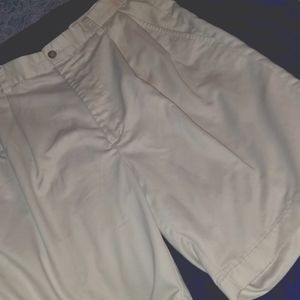 NWOT IZOD MENS 34 SHORTS
